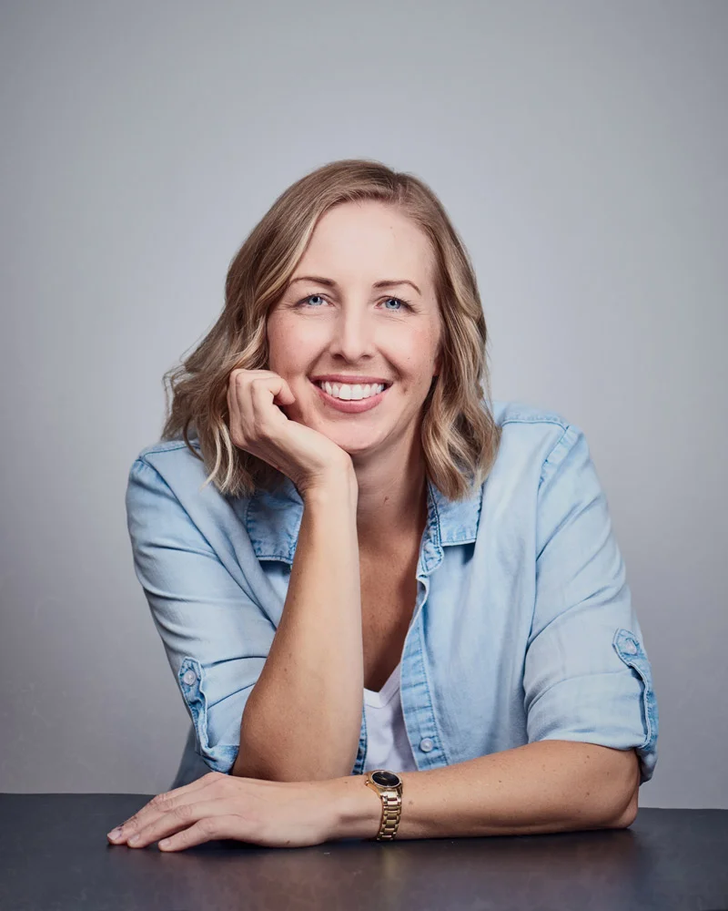 Professional headshot of Andrea, business owner in Phoenix Arizona by Marie Feutrier