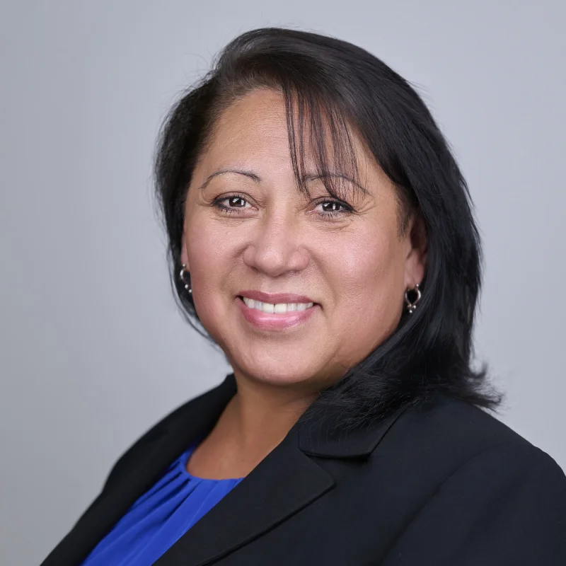 Professional headshot of Brenda Careaga, corporate portrait in Phoenix Arizona by Marie Feutrier