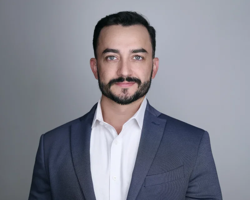 Professional headshot of Scott Chandler Arizona headshot photography