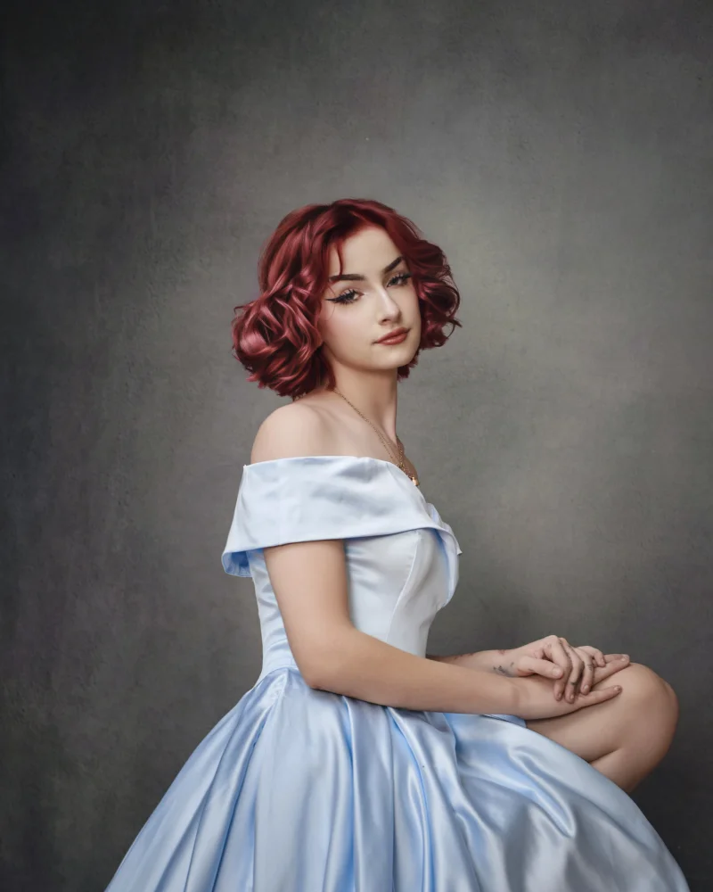 Glamour portrait of Olivia Simpson by Marie Feutrier