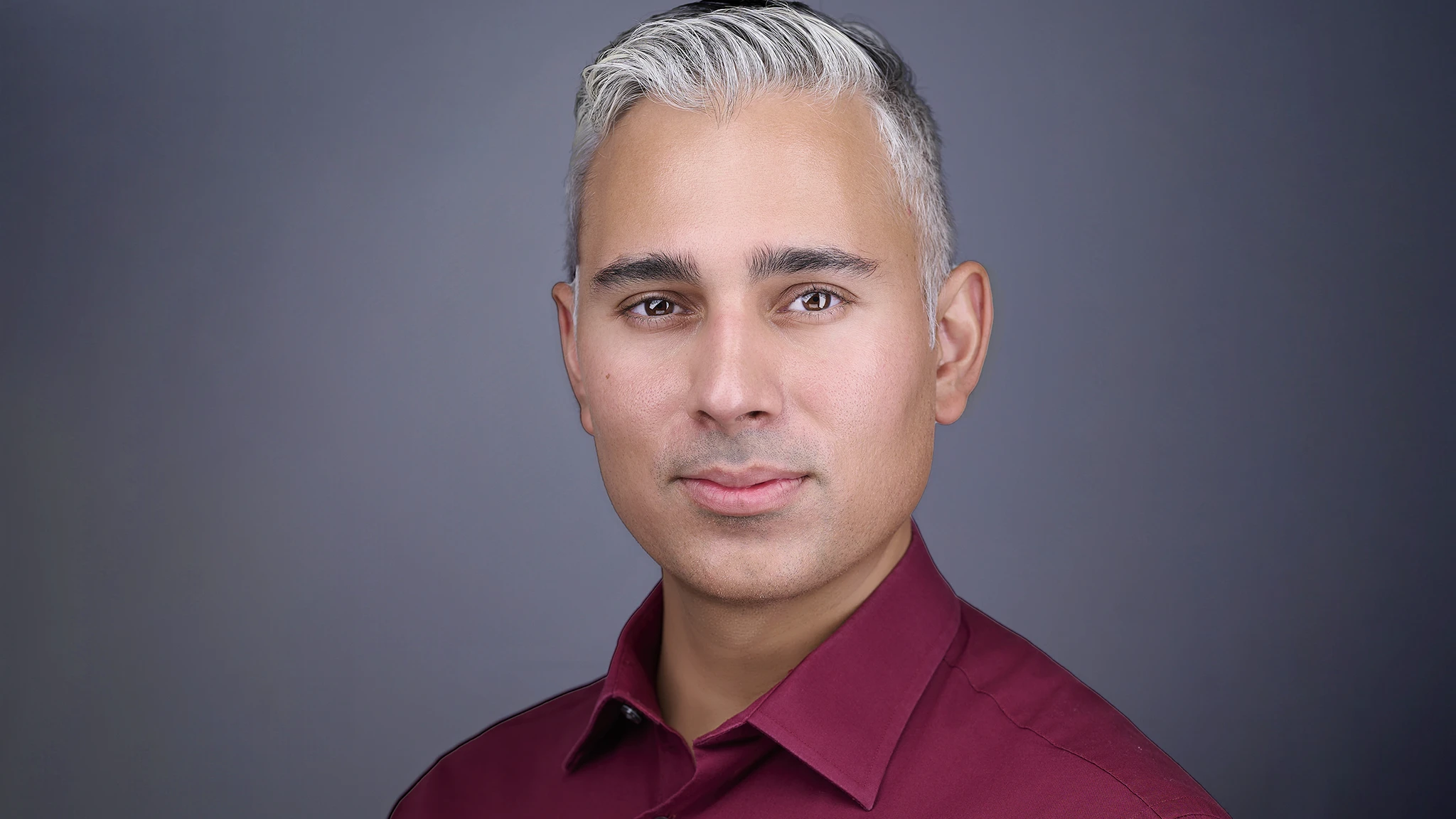 Professional LinkedIn headshot photography Phoenix Arizona studio session