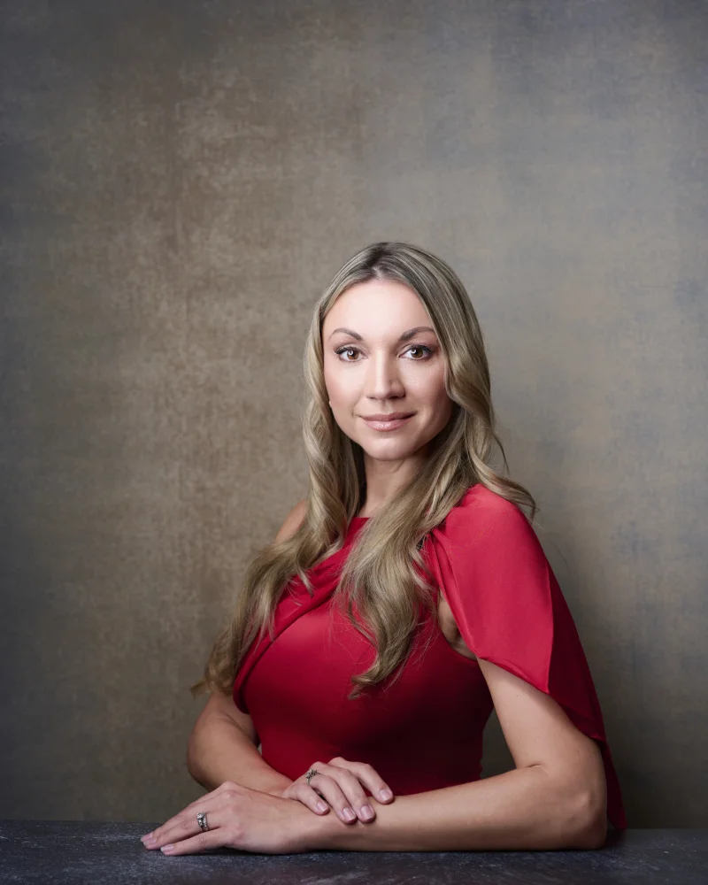 Woman in professional headshot with confident expression, studio portrait near Scottsdale by Marie Feutrier