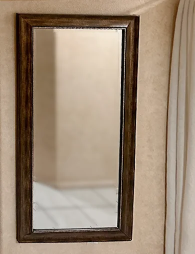 Marie using the mirror method with a client